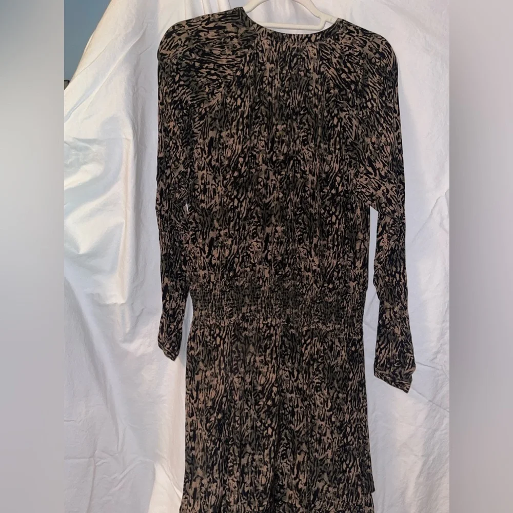 Rails Jasmine Olive Abstract print mini-dress smocked waist size Large NWT - Picture 3 of 13